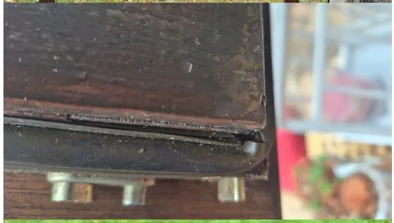 Détail de quincaillerie et de fermeture